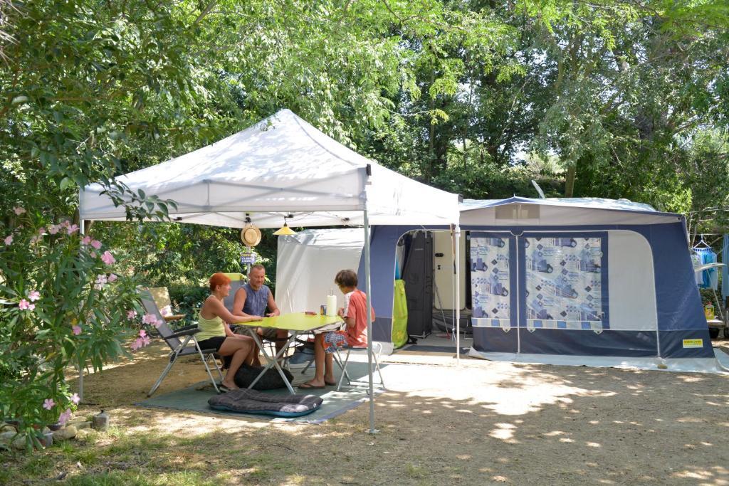 Camping Des Alberes Laroque-des-Alberes Экстерьер фото